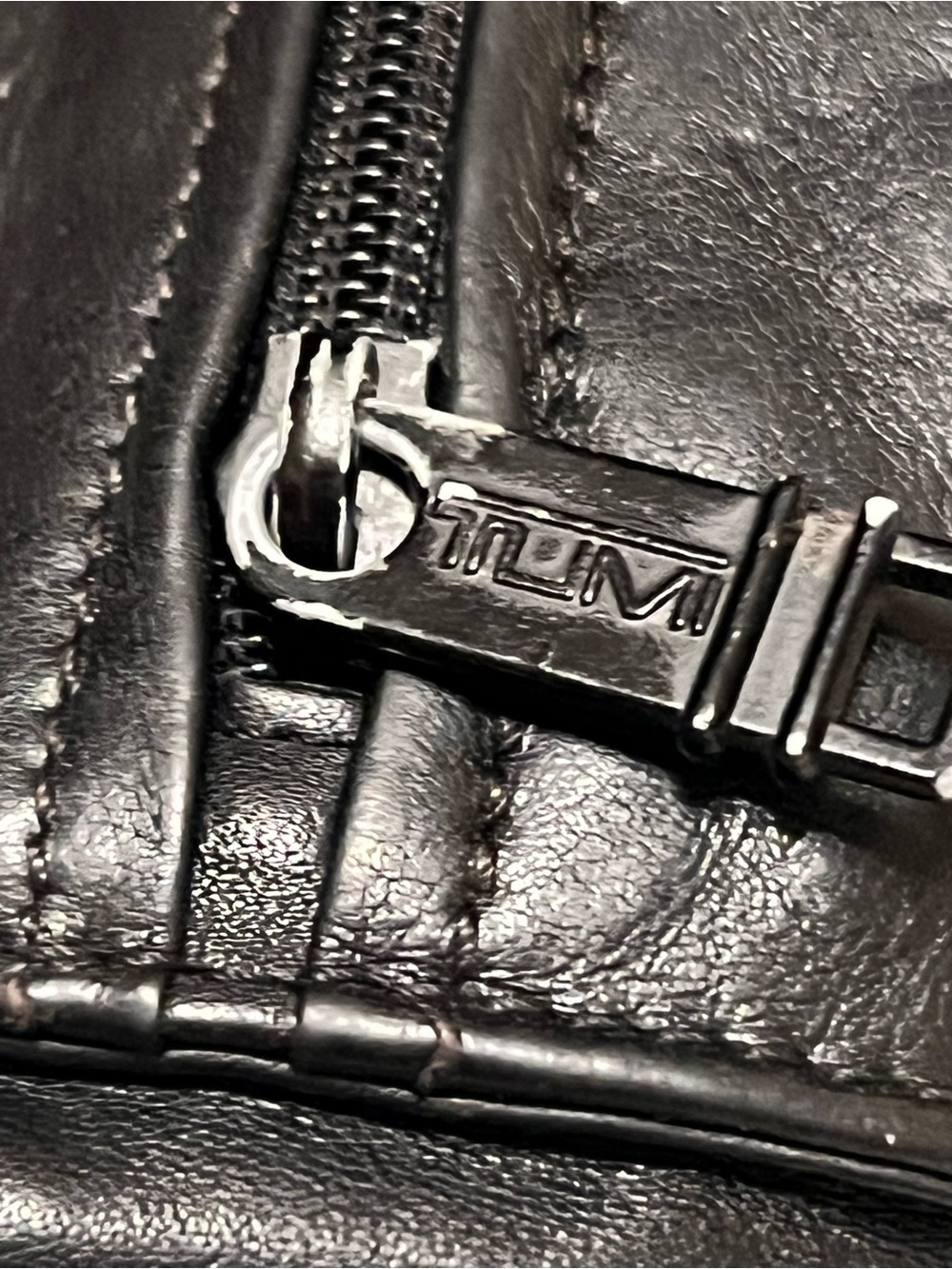 Tumi Black Leather Wristlet Clutch with Silver-Tone Lock - Picture 8 of 14